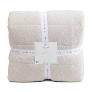 MADE IN PORTUGAL Made In Portugal Medallion Comforter